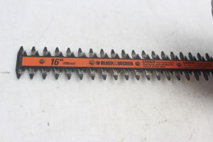 BLADE ASY TR1600 HEDGTRIM 60375906 F 16"HEDGETRIMER
